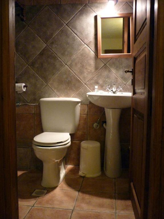 Archontiko Christodoulou Aparthotel Vronteron  Bilik gambar